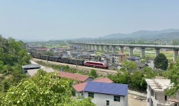 界面调查｜铁路穿村而过：一个湘西村庄与17起火车撞人事故|界面新闻 · 中国