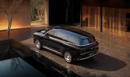 一周新车盘点 | 奔驰CLA EV正式上市 零跑Lafa5开启预售|界面新闻 · 汽车