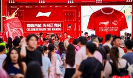 消费变化，百威中国如何让啤酒讲出新故事？|界面新闻