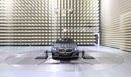 AI将定义汽车制造？我们在这场大会上看到了“宝马智造”的未来|界面新闻