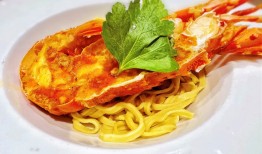 MSC地中海邮轮焕新启航，邀全家上MSC荣耀号过个“松弛团圆年”|界面新闻 · 旅行