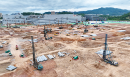 广州黄埔冲刺“世界显示之都”：超高清视频和新型显示迈向价值链高端|界面新闻