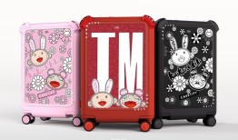 FILA演绎“网球老钱风”美学，HOURGLASS全新四色眼影盘轻松晕染出不同浓淡的妆效｜是日美好时尚|界面新闻 · 时尚