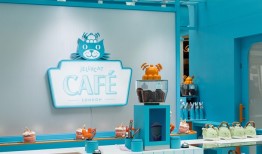 Jellycat CAFÉ登陆上海，BALENCIAGA全新香水致敬经典｜是日美好事物|界面新闻 · 时尚