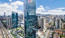 高端商场扎堆“进驻”广州，奢侈品牌能否南下找到新机会？|界面新闻 · 时尚