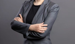 贝莱德中国区负责人范华：中国资产独特性正吸引更多海外投资者 | 外资大咖谈⑲|界面新闻