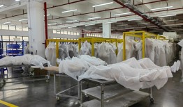 广东中山成人玩偶公司走红，创始人：十五年来第一次这么火爆|界面新闻