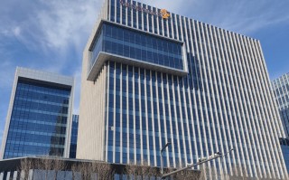阿斯利康25亿美元加码投资中国，本土化战略更进一步|界面新闻