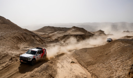 从赛场到市场，长城汽车跑出产业升级新路径|界面新闻