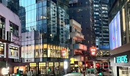 阿里斥资72亿港元在铜锣湾买楼，香港写字楼迎来“抄底”时机？|界面新闻 · 地产