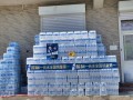 一元钱的蓝标水撕掉瓶装水的“溢价包装”|界面新闻