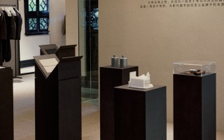 Massimo Dutti开启“万物有序”限时体验店，爱马仕发布冬季主题橱窗《冬日暖焰》｜是日美好事物|界面新闻 · 时尚