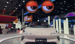 2万平方米的展台，藏着上汽集团重回冠军的决心 | 2025上海车展|界面新闻 · 汽车