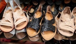 被指抄袭墨西哥原住民手工凉鞋，阿迪达斯及设计师道歉|界面新闻