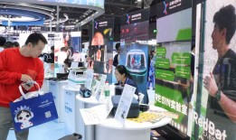 深圳南山区在高交会上展示“创业生产线”|界面新闻