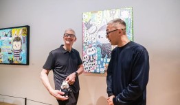 LABUBU向村上隆靠拢，是保持人气的好办法吗？|界面新闻