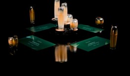 SENSAI绚丽耀颜系列全新升级，巴黎世家新祥云结亮相｜是日美好事物|界面新闻 · 时尚