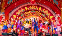 “环球中国年活动”将于1月18日启幕，到北京环球品年味、享民俗|界面新闻 · 旅行