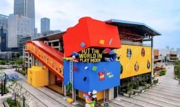 “上海之夏”汇聚时髦消费热点，LABUBU也来了！|界面新闻