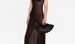 LACOSTE法网期间开红土网球局，GENTLE MONSTER折叠式眼镜上新｜是日美好事物|界面新闻 · 时尚