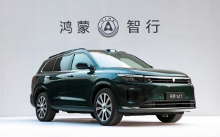 全民安全时代已至，头部企业如何引领智能辅助驾驶新标准|界面新闻