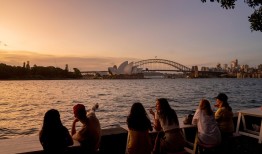 【专访】澳大利亚旅游局全球首席营销官Susan Coghill：与游客建立情感链接，创造终生难忘的旅行|界面新闻 · 旅行