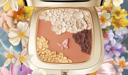 毛戈平新系列展现中式美，PRADA新气垫柔焦持妆｜是日美好事物|界面新闻 · 时尚