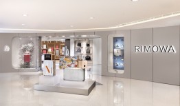 科兰黎精品店落地深圳，Carven新早秋系列延续实用主义｜是日美好时尚|界面新闻 · 时尚