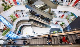 京东MALL北京首店试营业，线下零售再扩张|界面新闻 · 科技