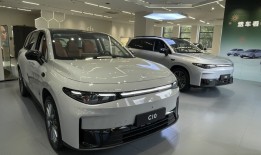 商业头条No.67 | 零跑盈利，务实胜出|界面新闻 · 汽车