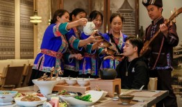 114城1133个“旅游度假酒店最优解”，2025年大众点评“必住榜”正式发榜|界面新闻